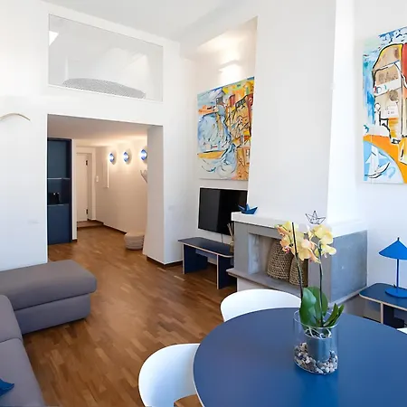 Apartamento Moderno Vista Mare